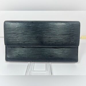 1166: Louis Vuitton Epi Sarah Wallet Black Leather Restoration Project